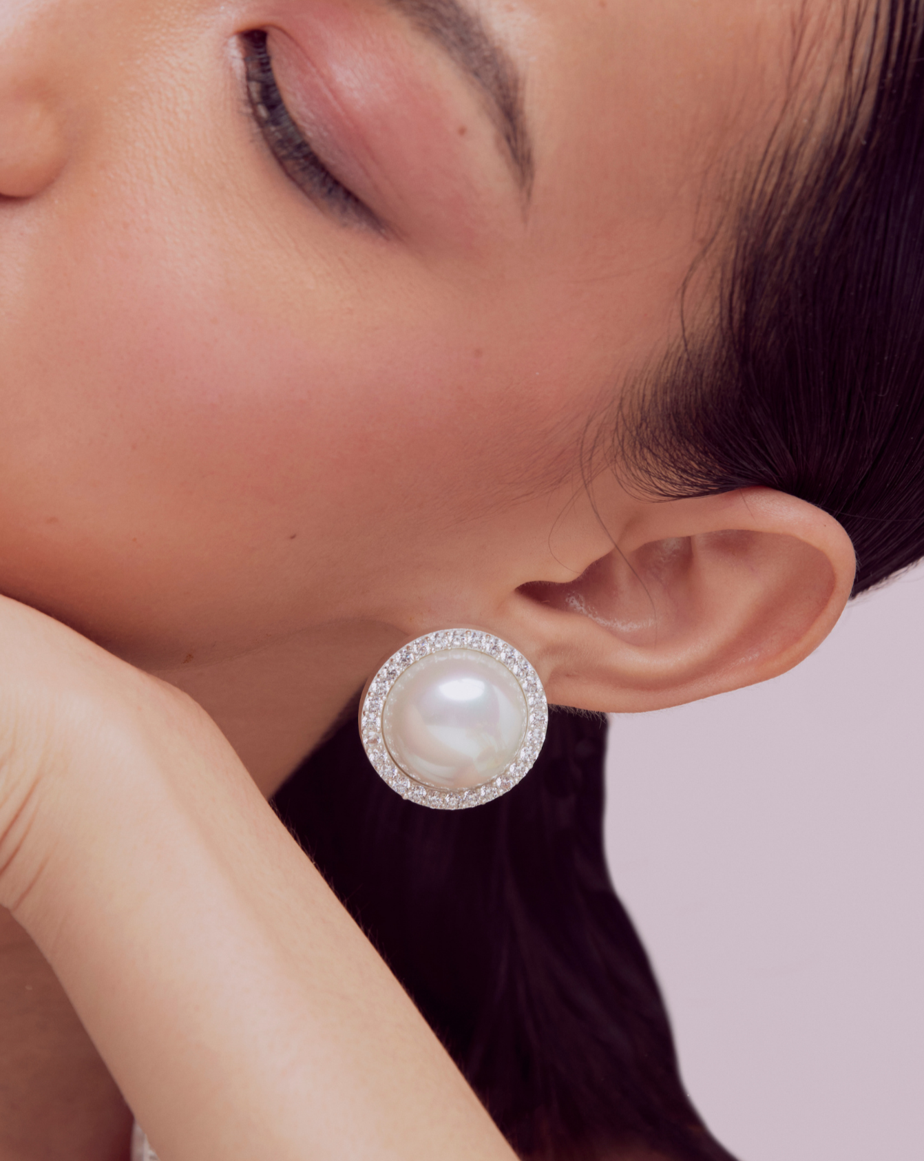 Elan Studs