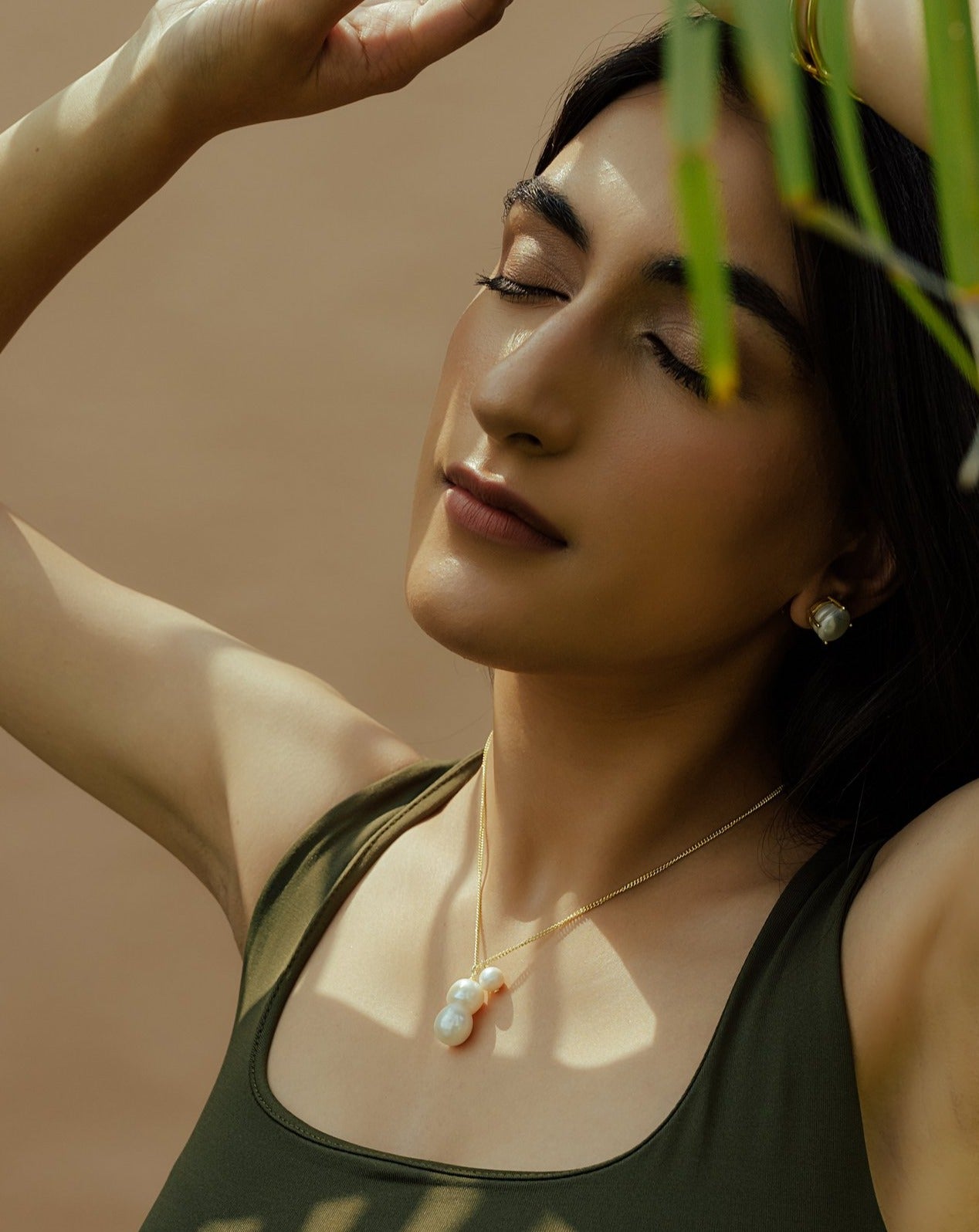Floating Pearl Chain - Anaash