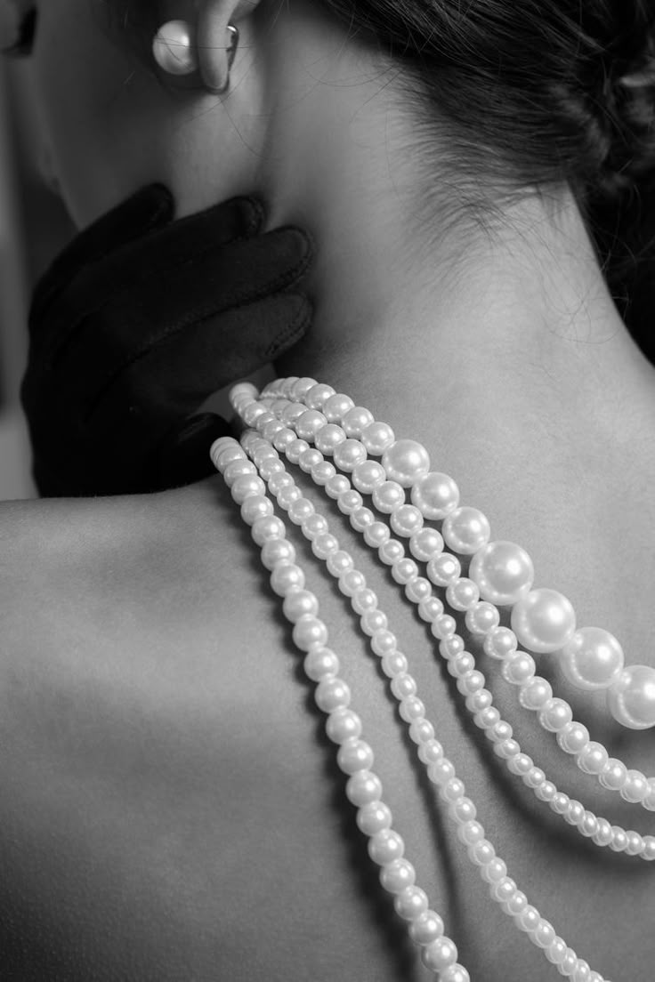 Do Pearls Make Me Look Old? Style Myths, Busted