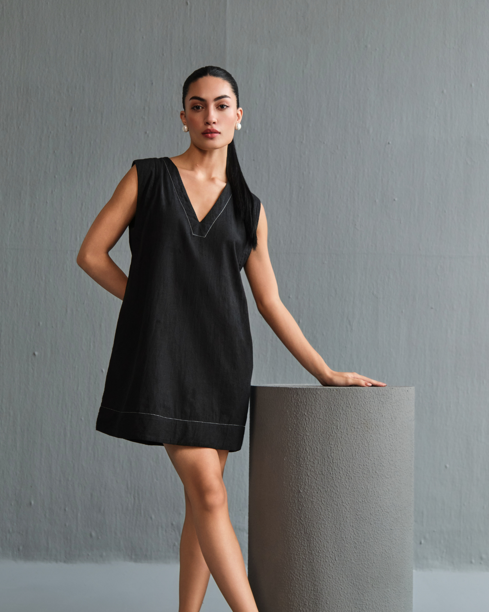Aur Shift Dress - Noir