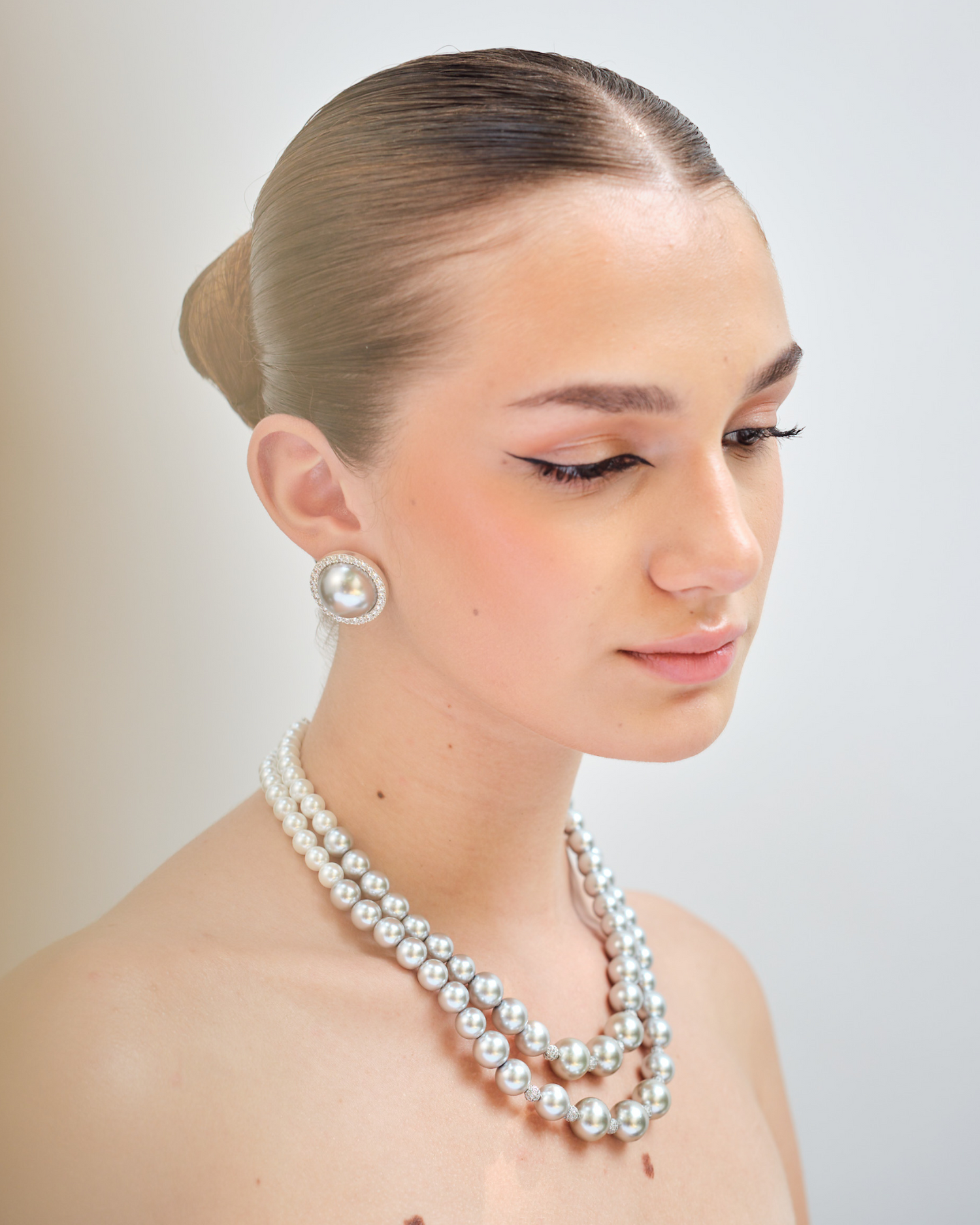 Double Graded Pearls - Silver Ombre with Swarovski