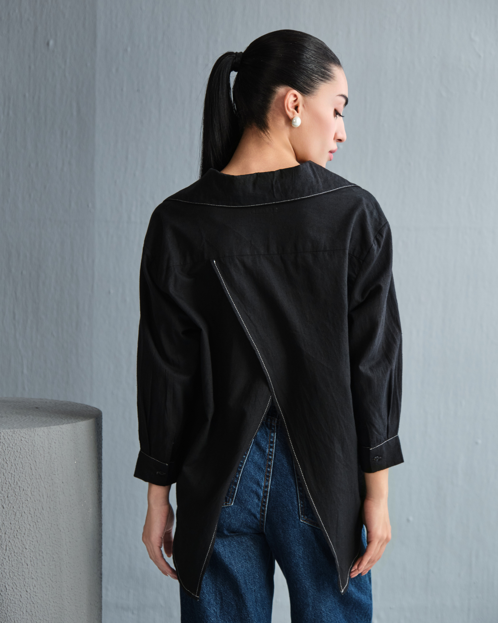 Kha Overlap Shirt - Noir